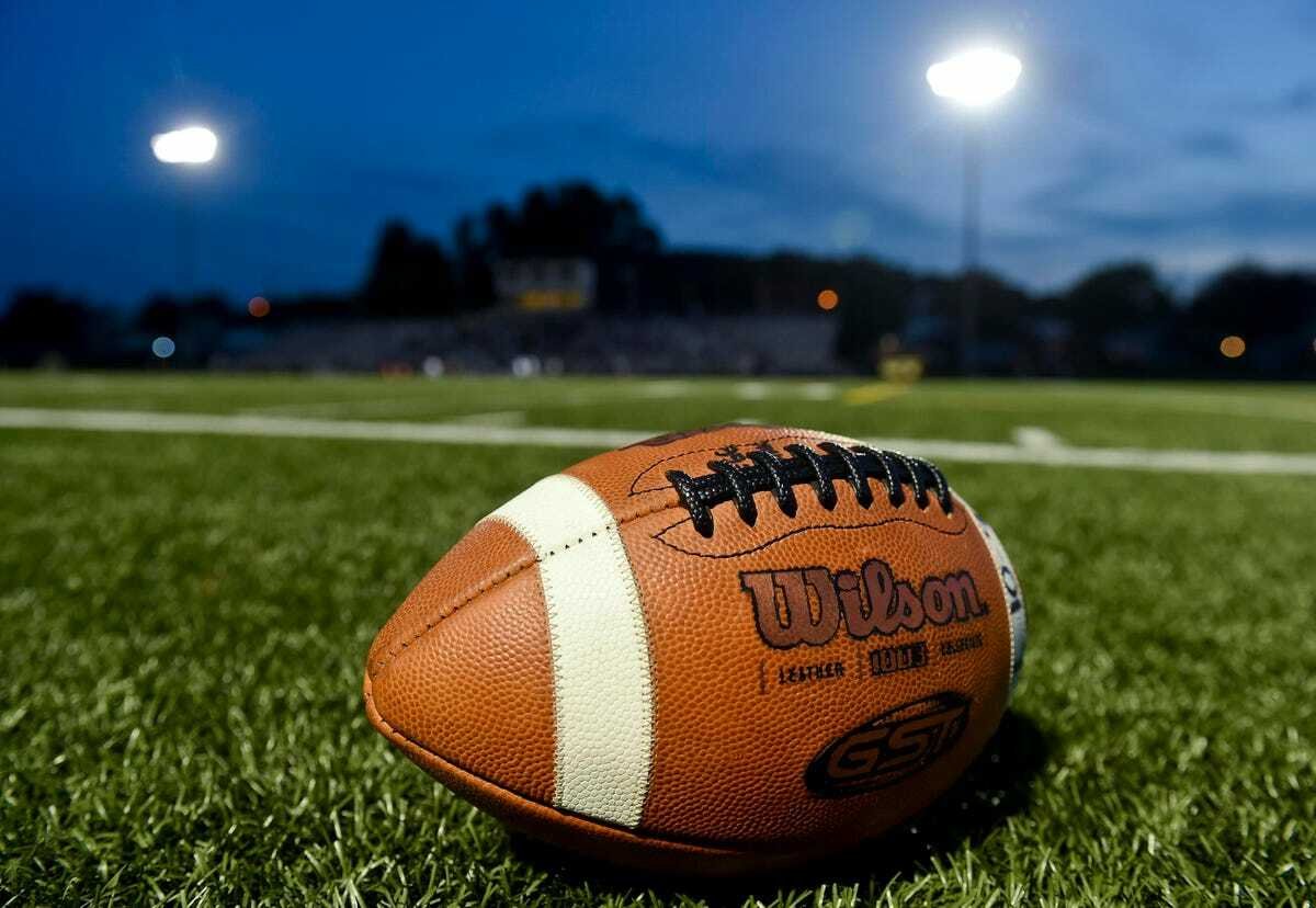 How to Watch High School Football in 2023 in the US